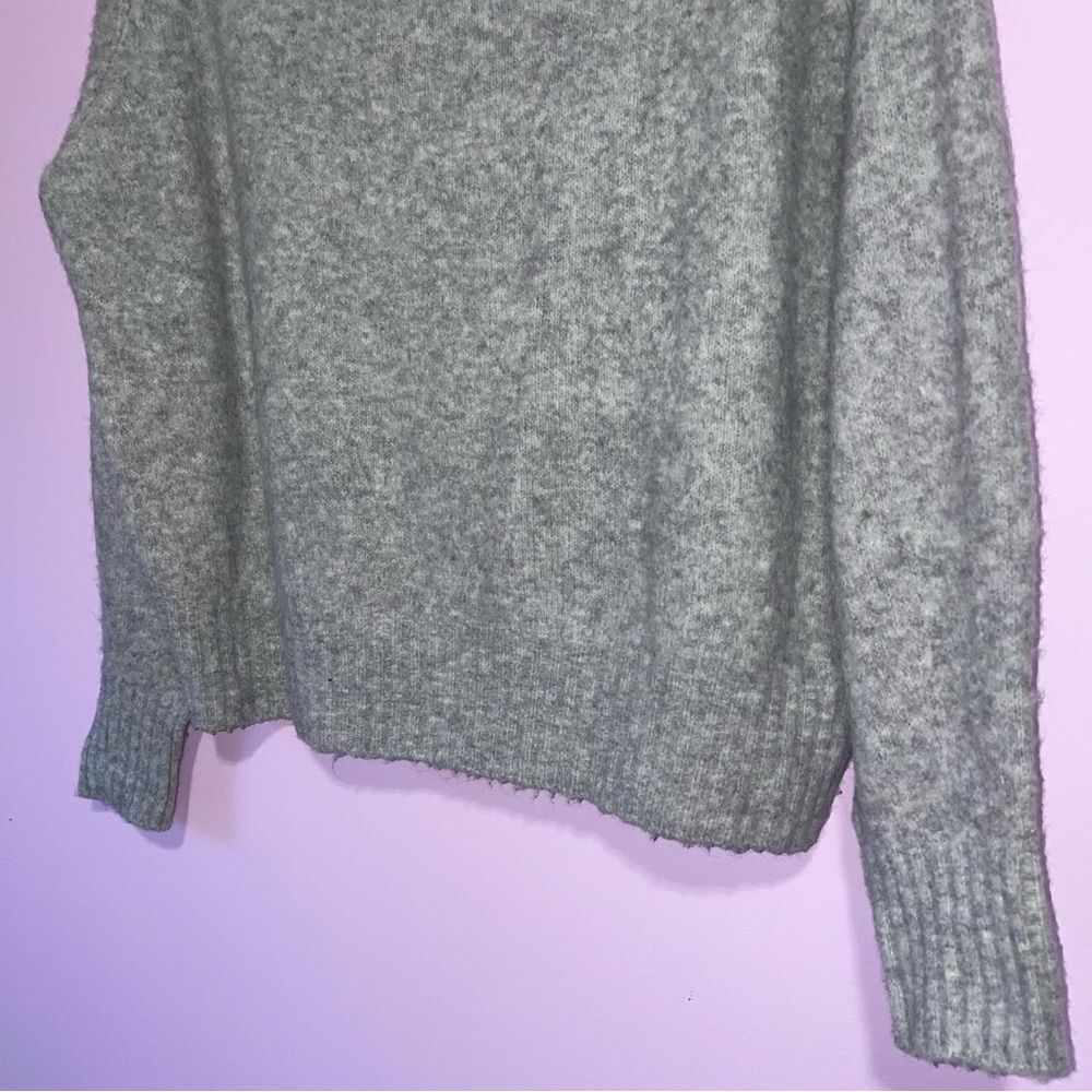 H&M Off Shoulder Cowl Neck Sweater Women S Oversized Cozy Wool Normcore Preppy - Picture 3 of 8